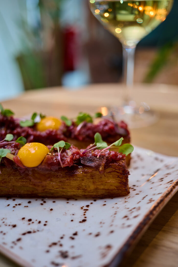 Sabor y sofisticación para encarar la rutina con la alta gastronomía desenfadada que convierte el regreso a la capital en un motivo para celebrar alrededor de la mesa. Foto: agencia.